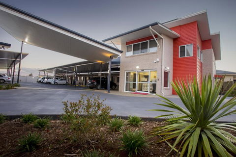 Altitude Motel Apartments - New Castle Holiday 1