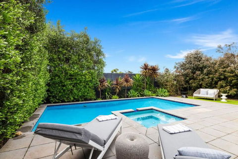 Amalfi Dream - Pool, Spa, Walk To Beach And Shops - New Castle Holiday 1