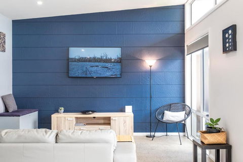 Amaroo 2 - Freycinet Holiday Houses - New Castle Holiday 2