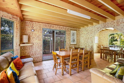 Amaroo Rainbow Shores - New Castle Holiday 2