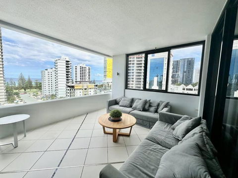 Amazing Aria Luxury On The 8th Floor, Broadbeach - New Castle Holiday 4