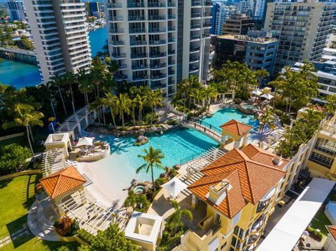 Amazing Chevron Heart Of Surfers Apartment - New Castle Holiday 0
