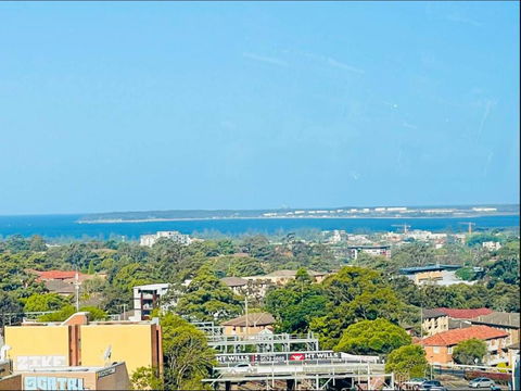 Amazing City View 2 Bedroom Condo 1 Min Station - New Castle Holiday 1