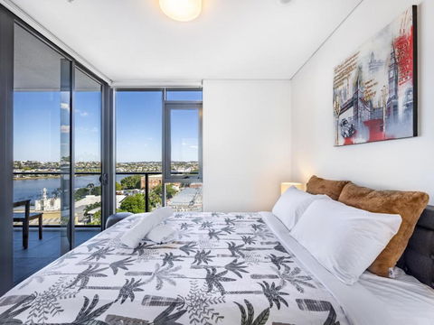 Amazing Cityview Glamourous 2BR Apt W Parkpool - New Castle Holiday 2