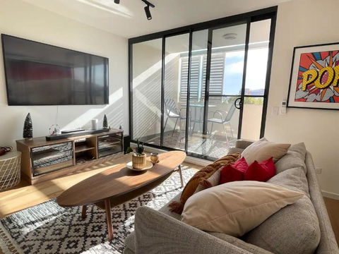 Amazing Penthouse In Waterloo - New Castle Holiday 3