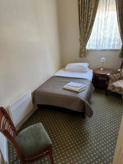 American Hotel Creswick - New Castle Holiday 2