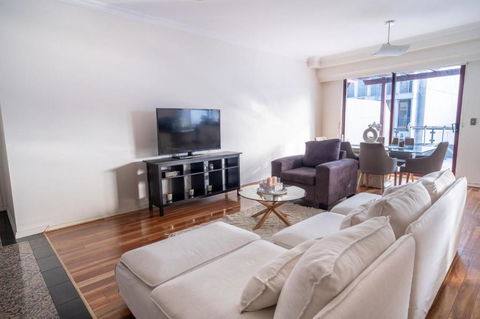 Amplio Duplex Con Terraza - New Castle Holiday 1