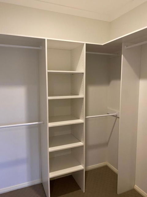 An Executive 3 Bedroom New House, All To Yourself - New Castle Holiday 4