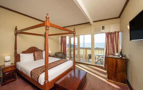 Anchorage Seafront Hotel - New Castle Holiday 1