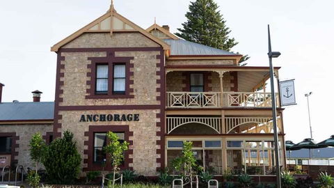 Anchorage Seafront Hotel - New Castle Holiday 0