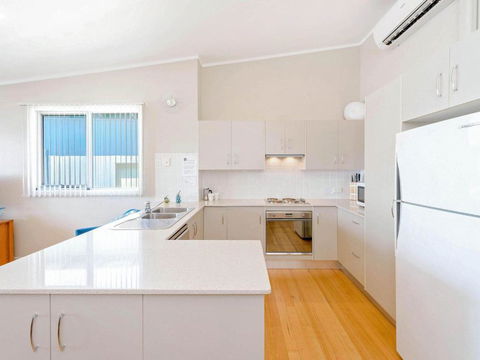 Angourie Blue 4 - New Castle Holiday 4