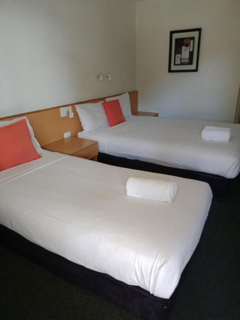 Annerley Motor Inn - New Castle Holiday 3