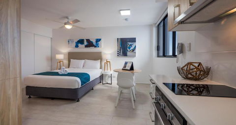 Annexe Apartments - New Castle Holiday 0