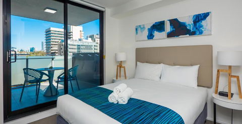 Annexe Apartments - New Castle Holiday 3