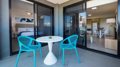 Annexe Apartments - New Castle Holiday 4