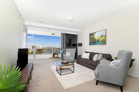Amazing River View - 3 Bedroom Apartment - Brisbane CBD - Netflix - Fast Wifi - Carpark - New Castle Holiday 3