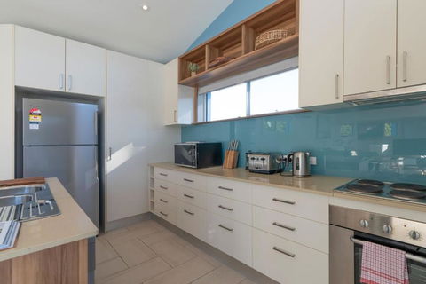Alkira By Experience Jervis Bay - New Castle Holiday 4