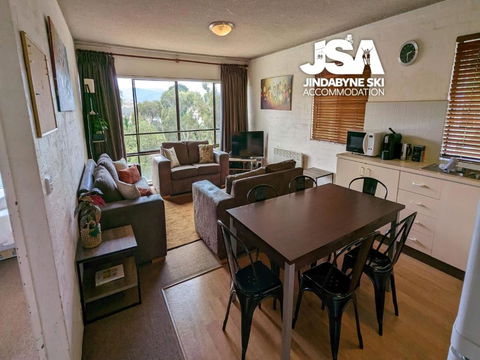 Alpine Mountain View Kirwan 48 - New Castle Holiday 1