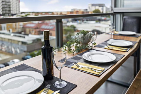 Aster - The Metropolitan Hideaway - New Castle Holiday 0