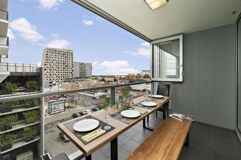 Aster - The Metropolitan Hideaway - New Castle Holiday 1