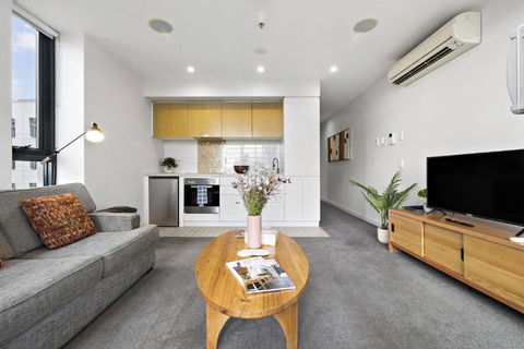 Aster - The Metropolitan Hideaway - New Castle Holiday 3
