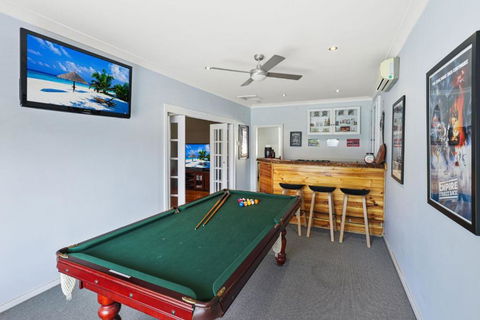 Anzac Cottage - New Castle Holiday 1