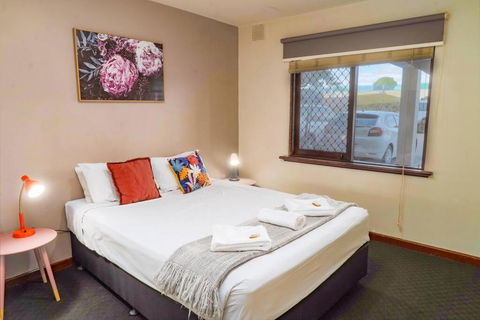 Apartment 13 - New Castle Holiday 0