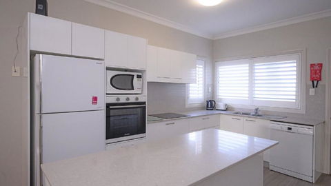 Apartment 31 - The Meridian - New Castle Holiday 1
