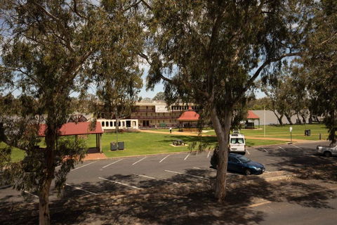 Apartment 4, 9 River Lane Mannum - New Castle Holiday 3