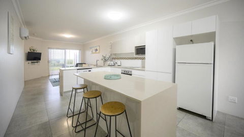 Apartment 5 - The Meridian - New Castle Holiday 4