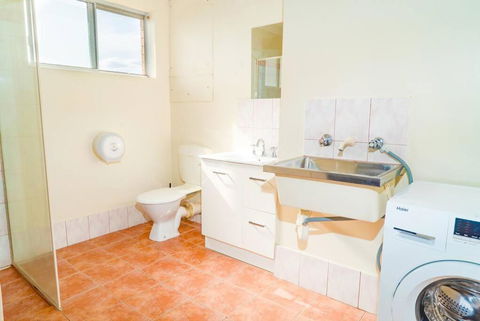 Apartment 9 - New Castle Holiday 4