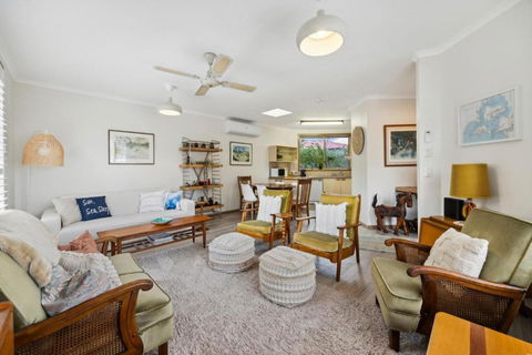 Apartment In Cowes Central On Chapel - New Castle Holiday 1