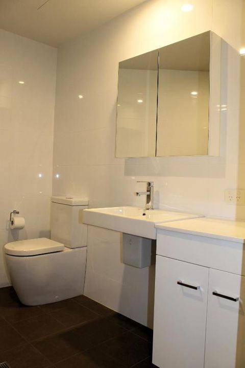 Apartment On King Street - New Castle Holiday 3