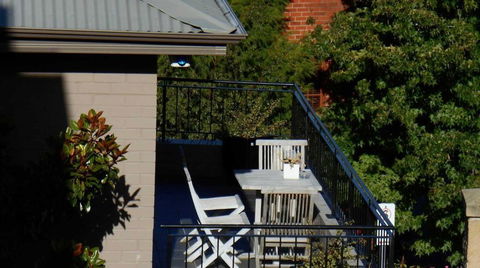 Apartment On Star Unit 2 - New Castle Holiday 3