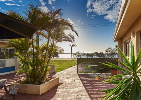 API Pelican Beach Front Apartments Kalbarri - New Castle Holiday 0