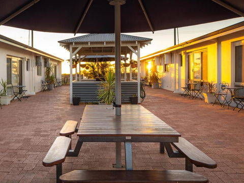 API Pelican Beach Front Apartments Kalbarri - New Castle Holiday 3