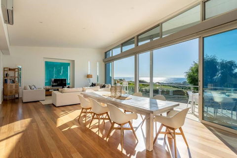 Apricus I Private Properties - New Castle Holiday 0