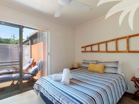 Aqua Apartment 3 - New Castle Holiday 4
