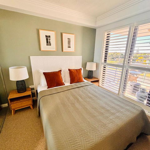 Aqualine Apartments On The Broadwater - New Castle Holiday 4