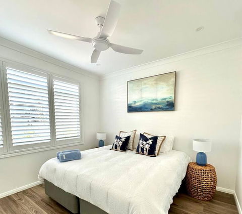 Aquila Beach Retreat - New Castle Holiday 4