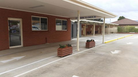 Ararat Southern Cross Motor Inn - New Castle Holiday 3