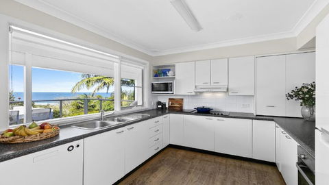 Arbies Killcare Beach House - New Castle Holiday 3