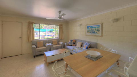 Arcadia Palms 1 - New Castle Holiday 2
