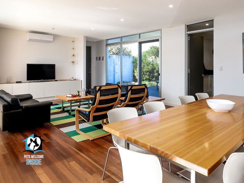 Architect Designed House Nestled In The Dunes - New Castle Holiday 2