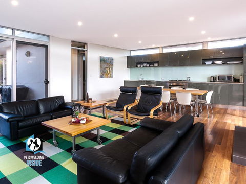 Architect Designed House Nestled In The Dunes - New Castle Holiday 1