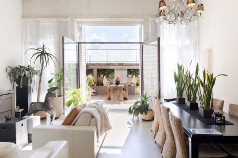 Architectural Home, Pool Oasis/ Steps From Trendy Chapel St. - New Castle Holiday 0