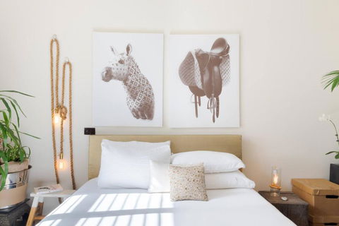 Architectural Home, Pool Oasis/ Steps From Trendy Chapel St. - New Castle Holiday 3