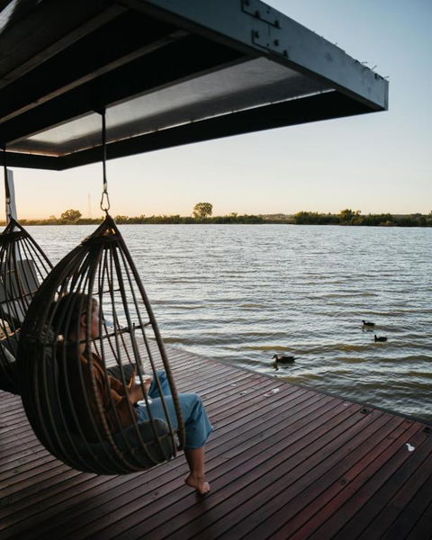Ark-imedes - Unique Float Home On The Murray River - New Castle Holiday 2