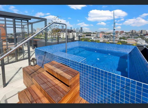 Art Deco - Collingwood Hideaway - New Castle Holiday 3