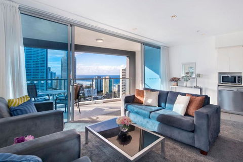 Artique 2 Bedroom Apartment Close To The Beach - CoastHM - New Castle Holiday 0
